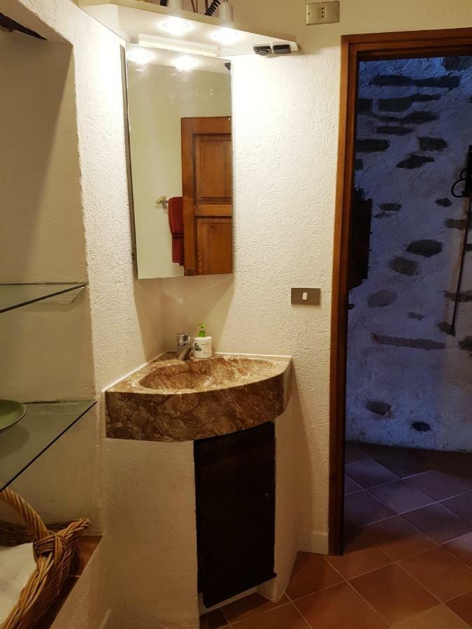 Villa Monziani, exclusive island lakeside villa Orta San Giulio Esterno foto