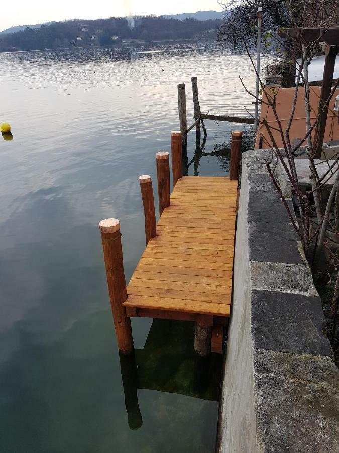 Villa Monziani, exclusive island lakeside villa Orta San Giulio Esterno foto